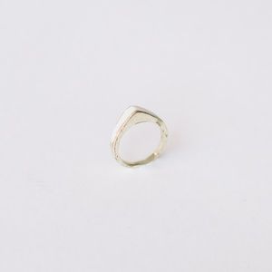 Mata Traders Jewelry - White Apex Ring Mata Traders Jewelry - White Apex Ring